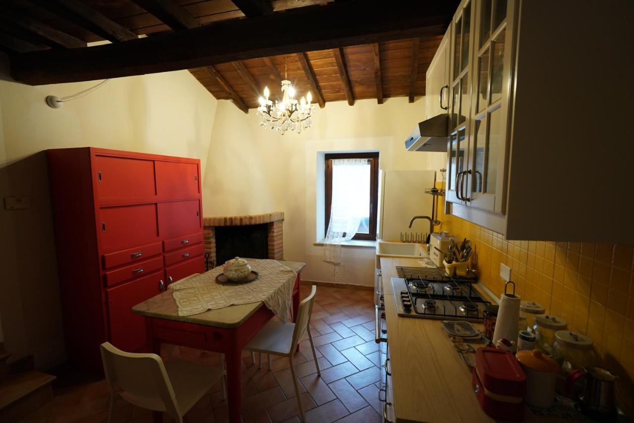 Vacanze Da Tiffany - Marmore Falls Terni Exterior foto
